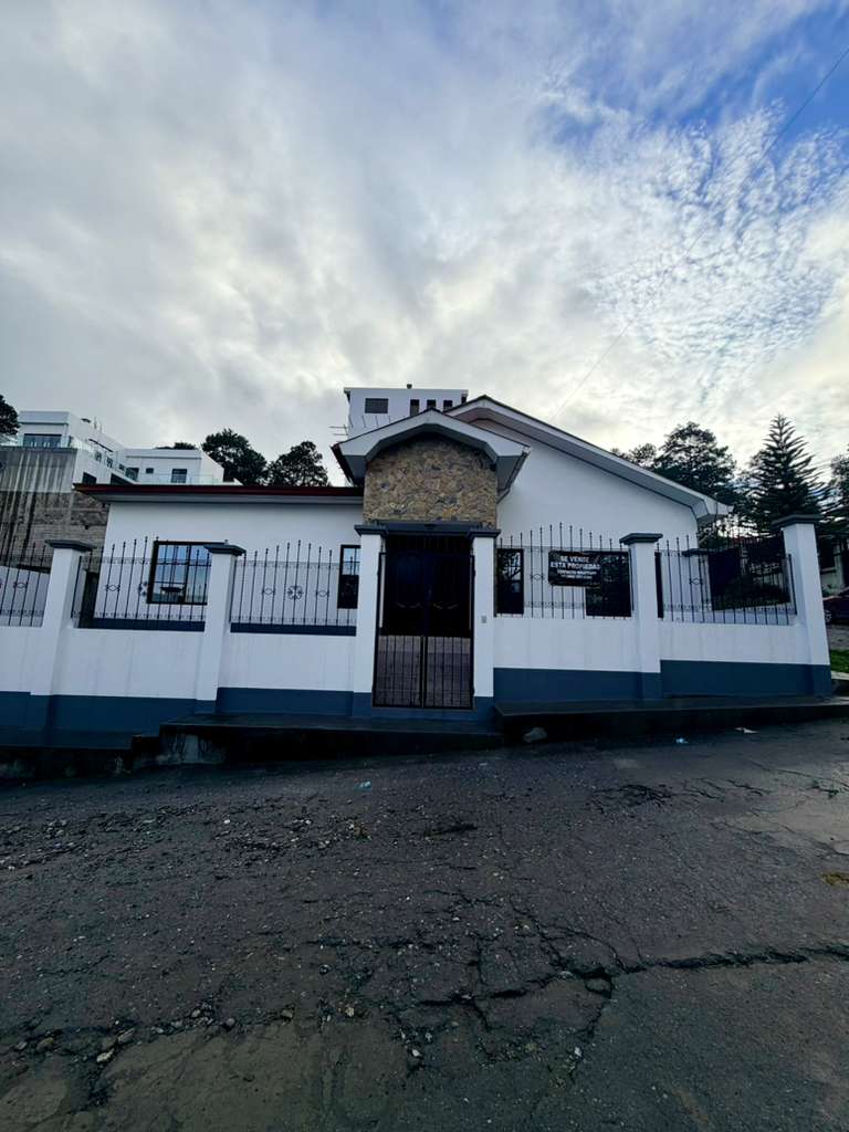 Casa Amplia de 4 Habitaciones en El Cerrito, Santa Rosa de Copán